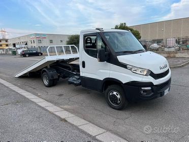 IVECO 35C15 ANNO 12/2017 CARROATTREZZI SCARRABILE