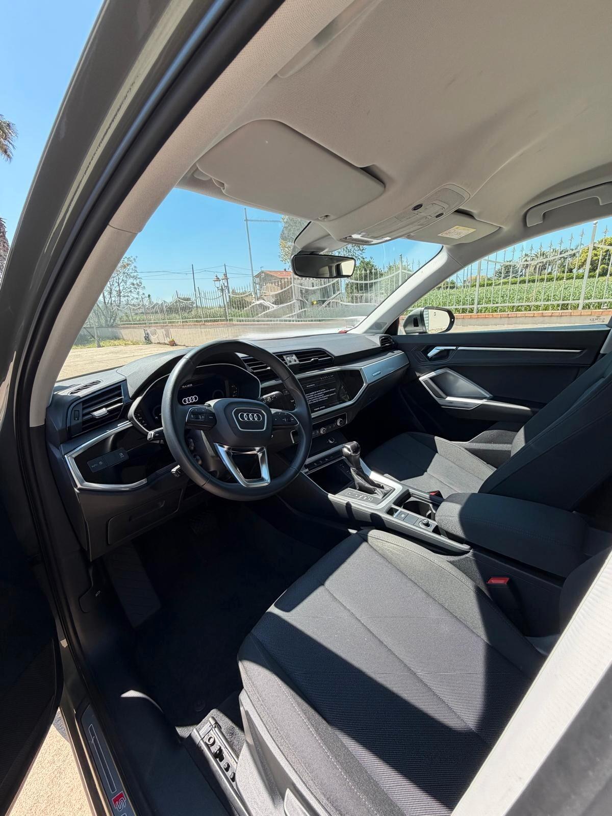 Audi Q3 35 TDI 150cv S-Tronic S-Line Edition