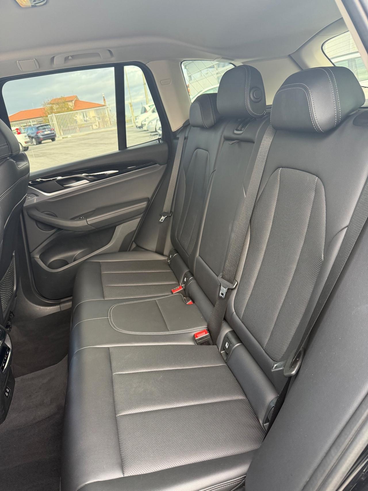 Bmw X3 sDrive18d 48V