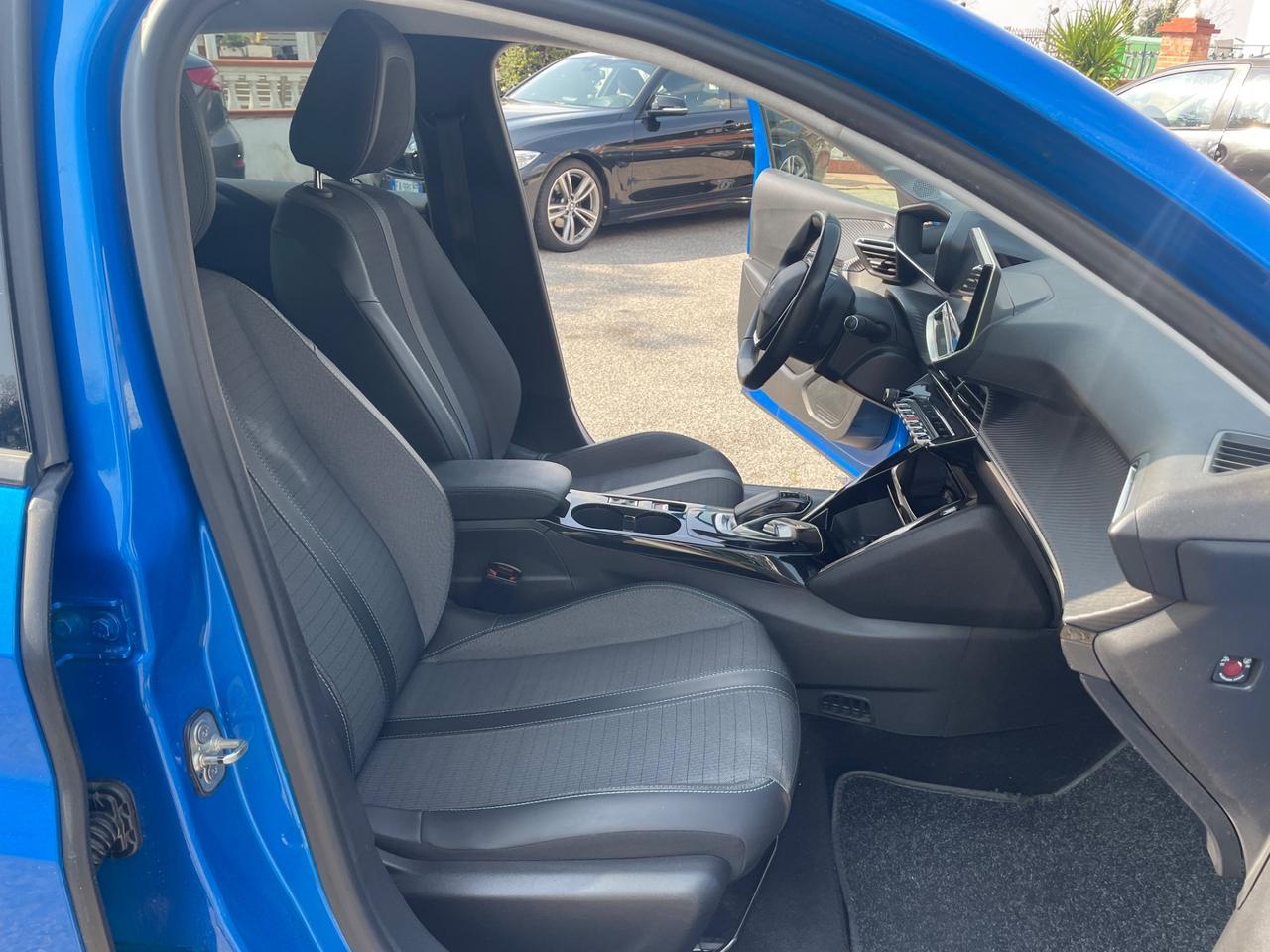 Peugeot 208 e 136 CV 5 porte Allure Pack Cockpit