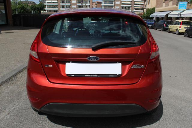 FORD Fiesta + 1.4 TDCi 68CV 3 porte U. Proprietario Neopat.