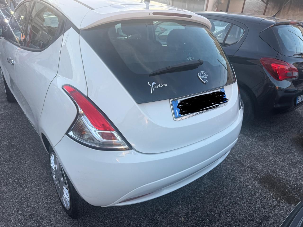 Lancia Ypsilon 1.2 69 CV 5 porte anno 2018