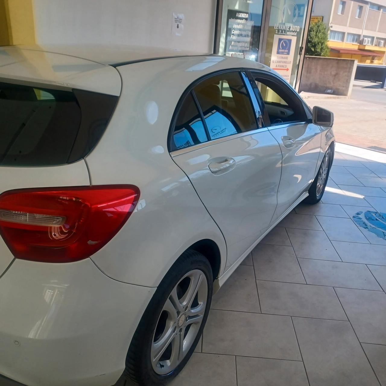 BUONE CONDIZIONI CLASSE A 180 1.5 TDI