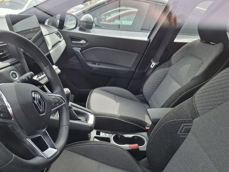 Renault Captur II 2024 1.0 tce Techno 90cv