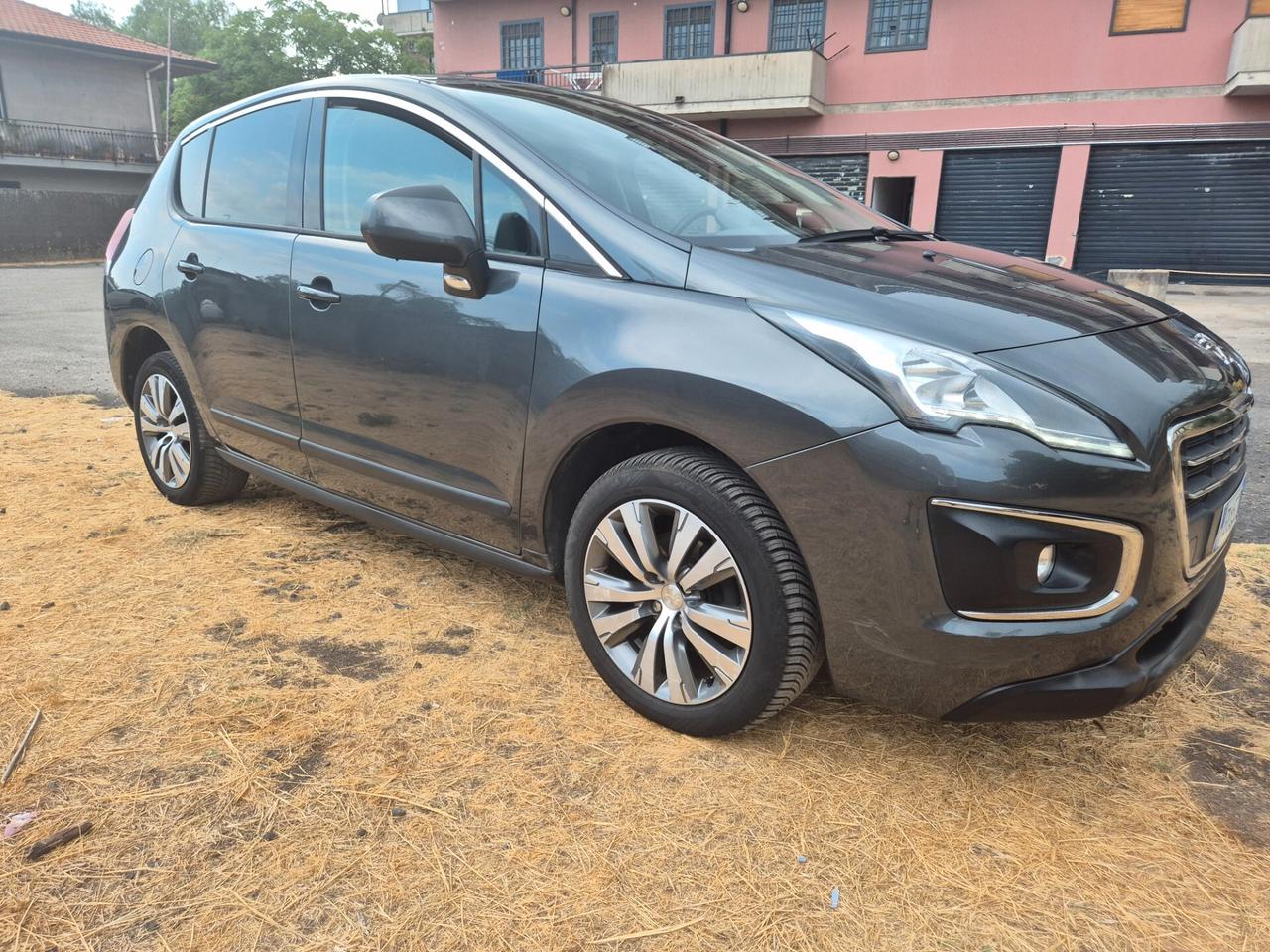 Peugeot 3008 1.6 HDi 115CV Business