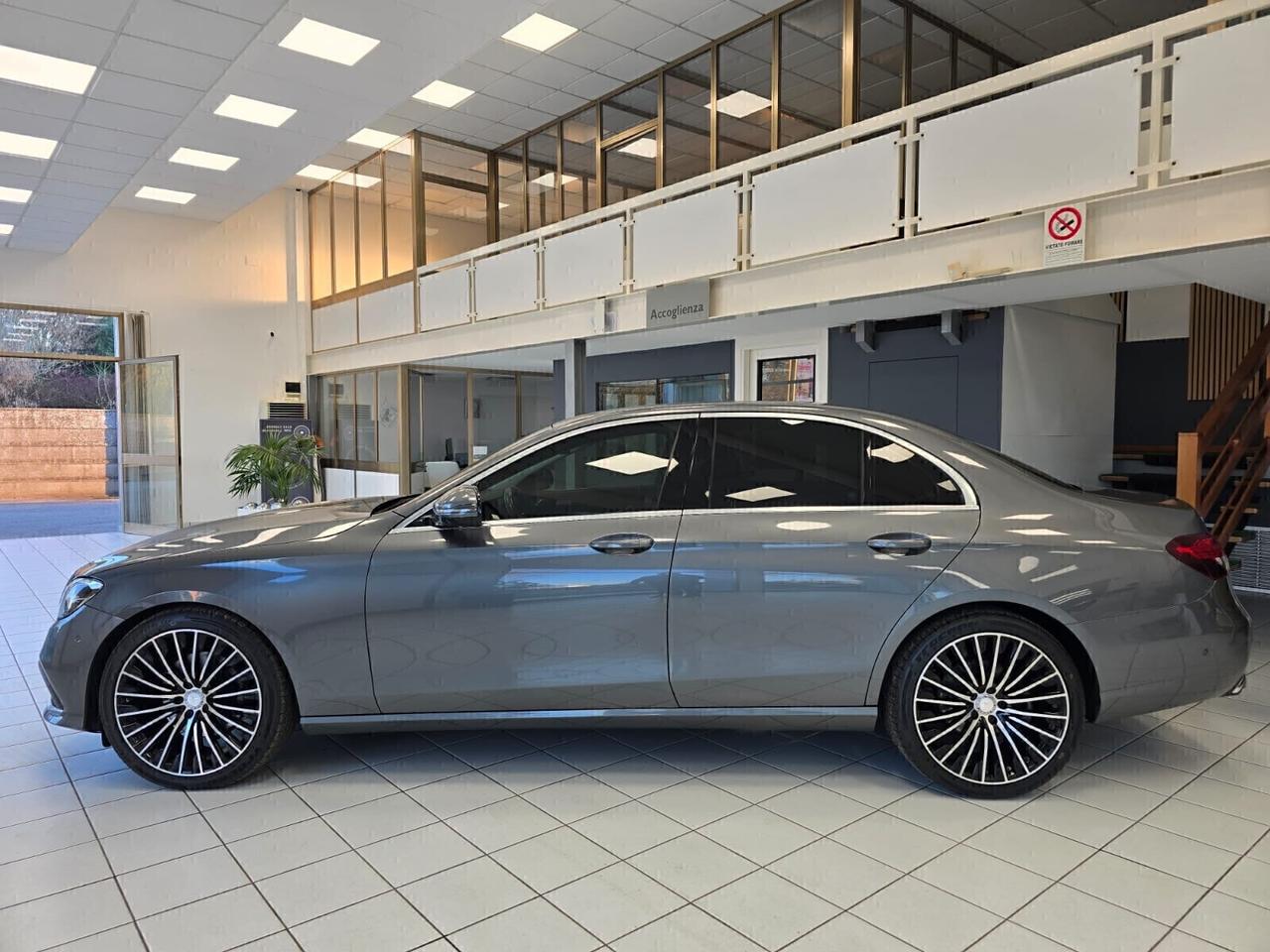 Mercedes E 220 d 4Matic Auto Business Sport 2021