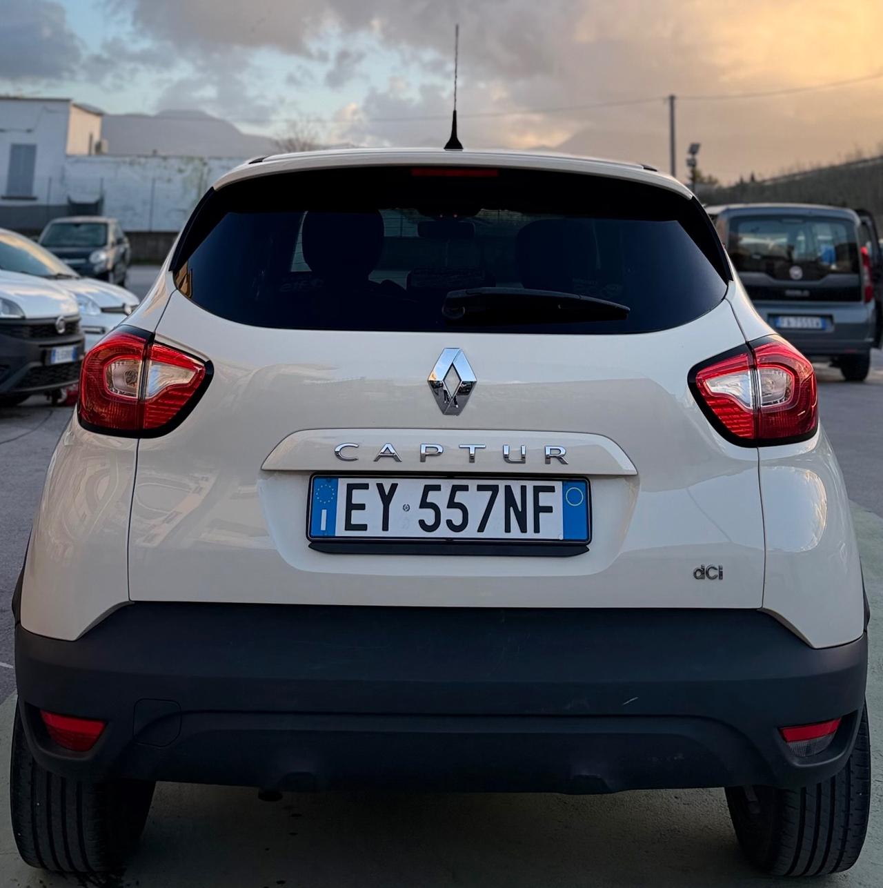 Renault Captur 1.5 Diesel 90 Cv