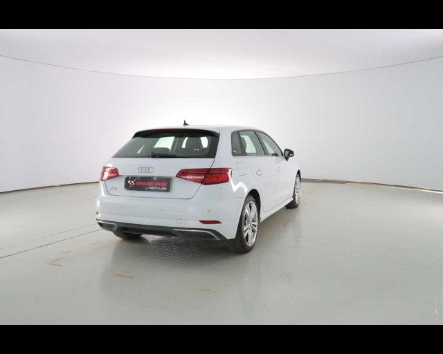 AUDI A3 SPB 40 e-tron S tronic Admired