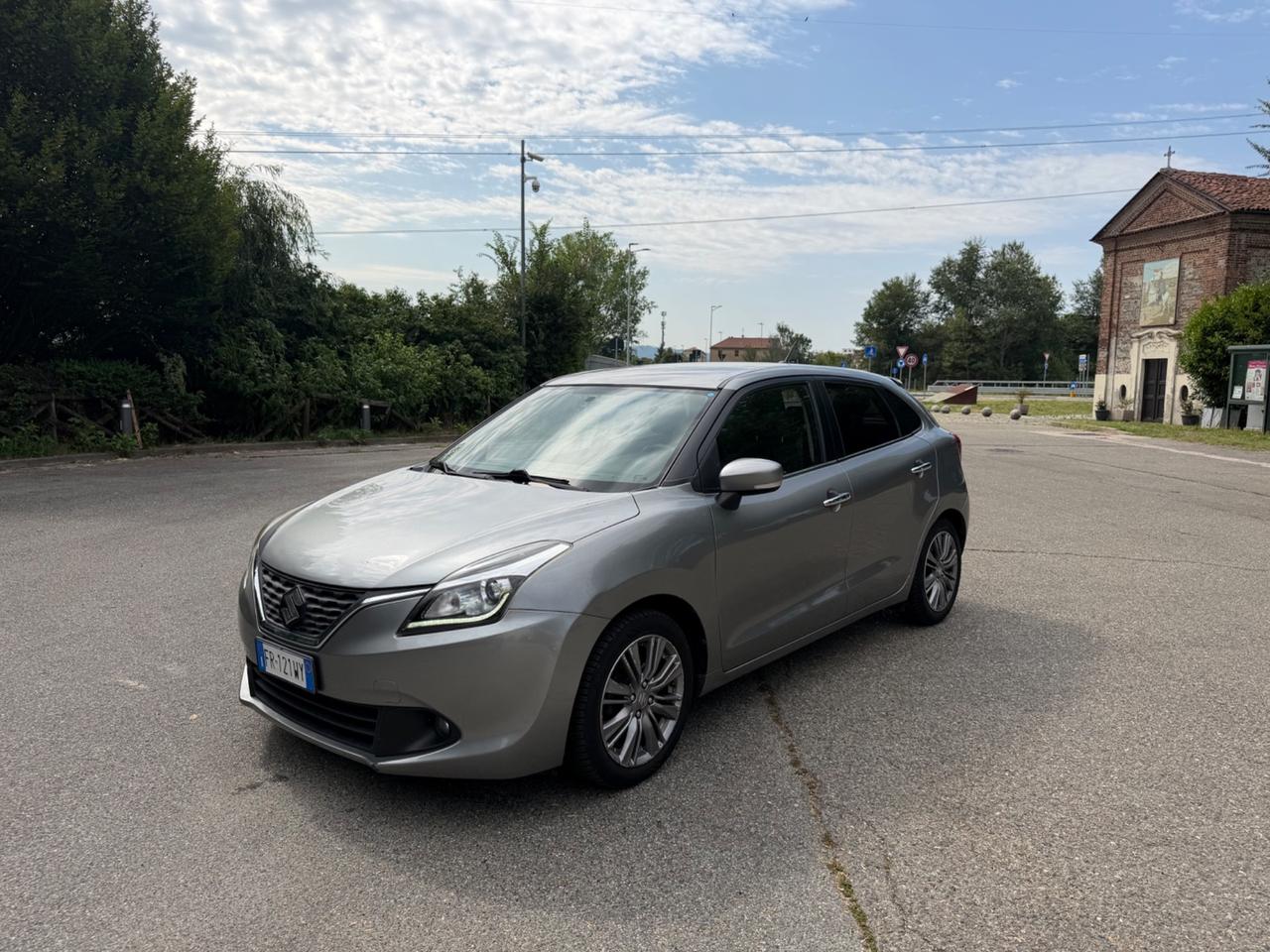 Suzuki Baleno 1.2 Hybrid B-Top