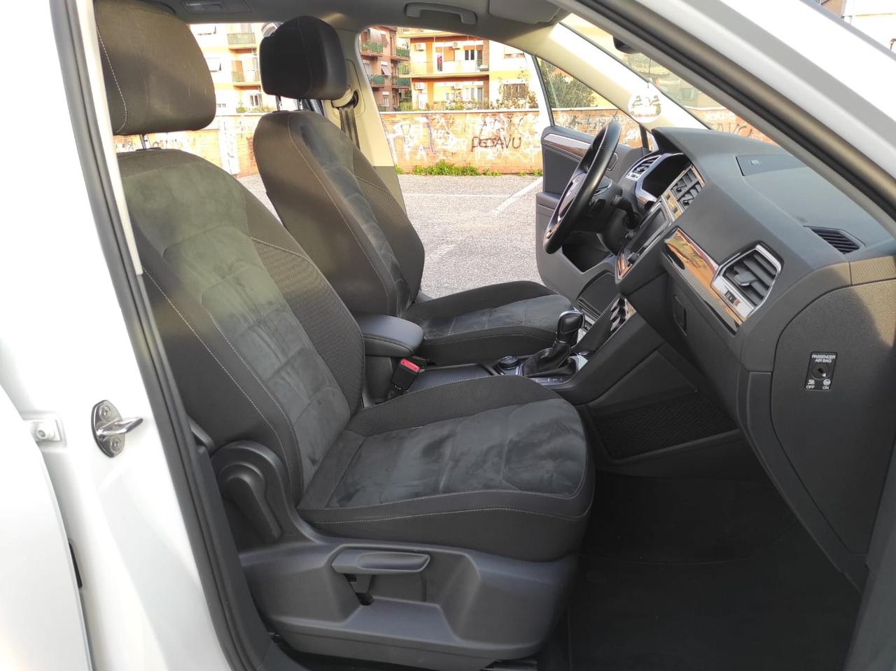 Volkswagen Tiguan 2.0 TDI DSG 4 MOTION *Virtual Cockpit-Matrix