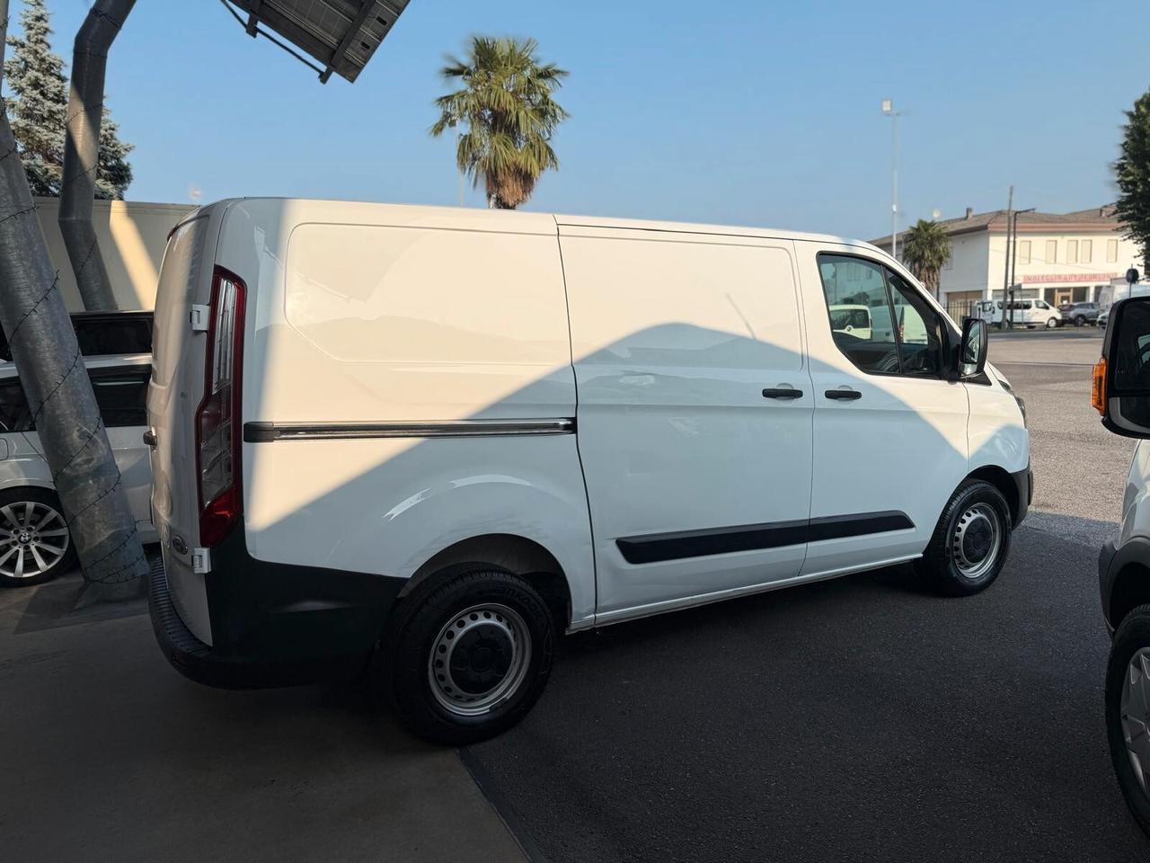 Ford Transit Custom 2.2 tdci L1 H1 133.000 km
