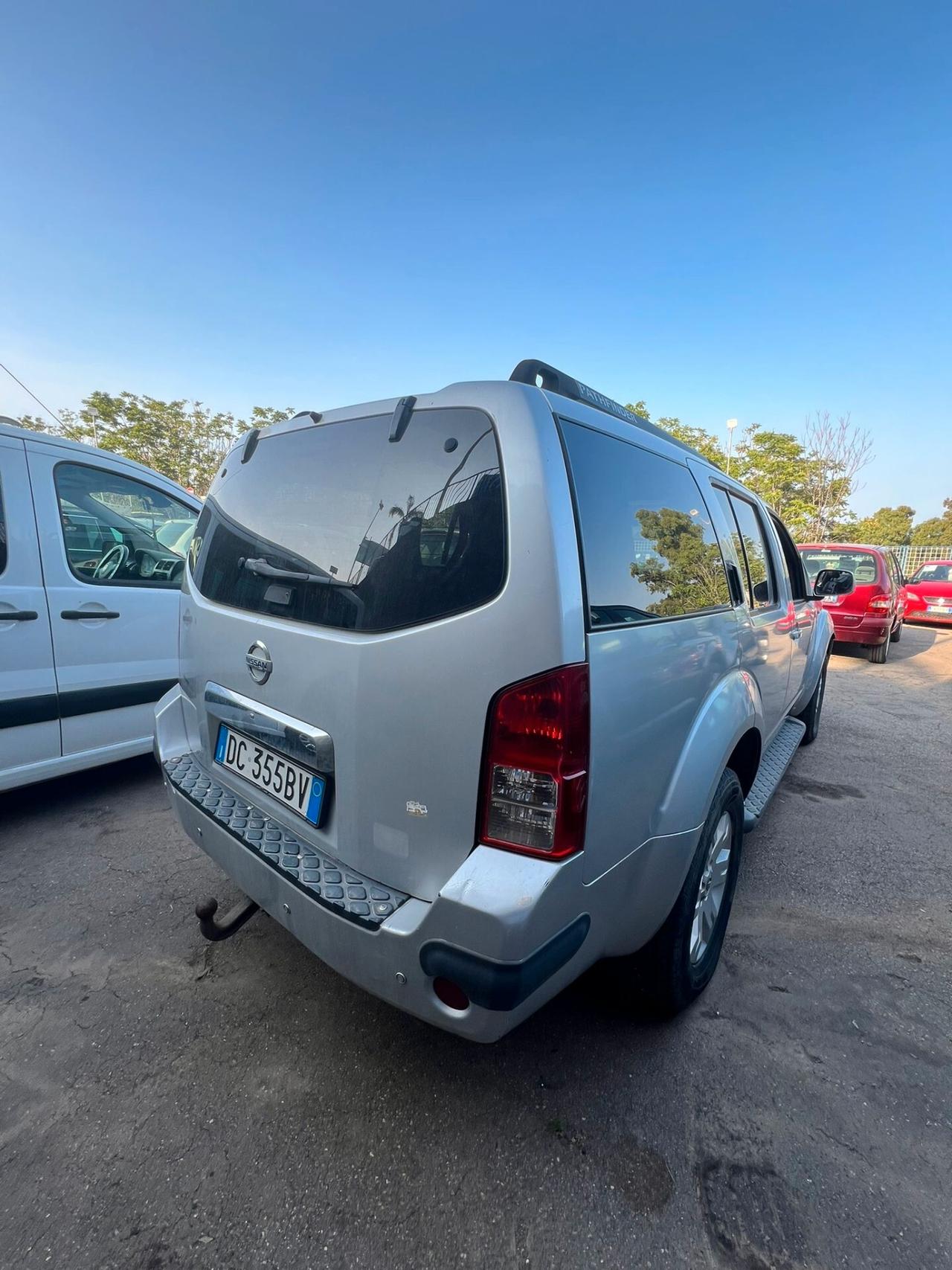 Nissan Pathfinder 2.5 dCi XE Plus