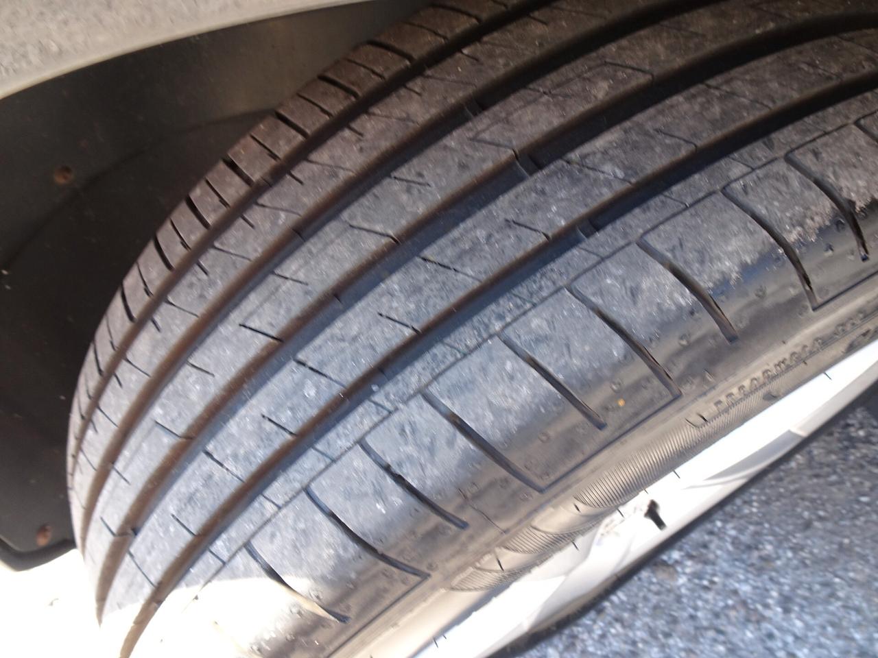 Volkswagen Passat Var. 1.8 TSI Highline