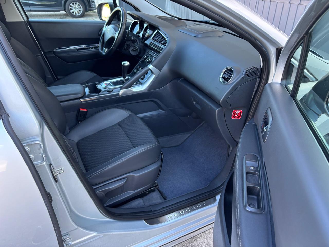 Peugeot 3008 1.6 HDI. Neopatentati. Garanzia