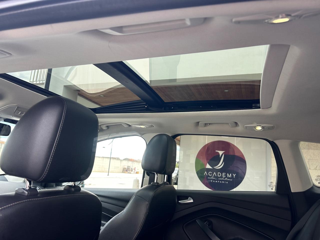 Ford Kuga 2.0 TDCI 120 CV S&S 2WD Titanium