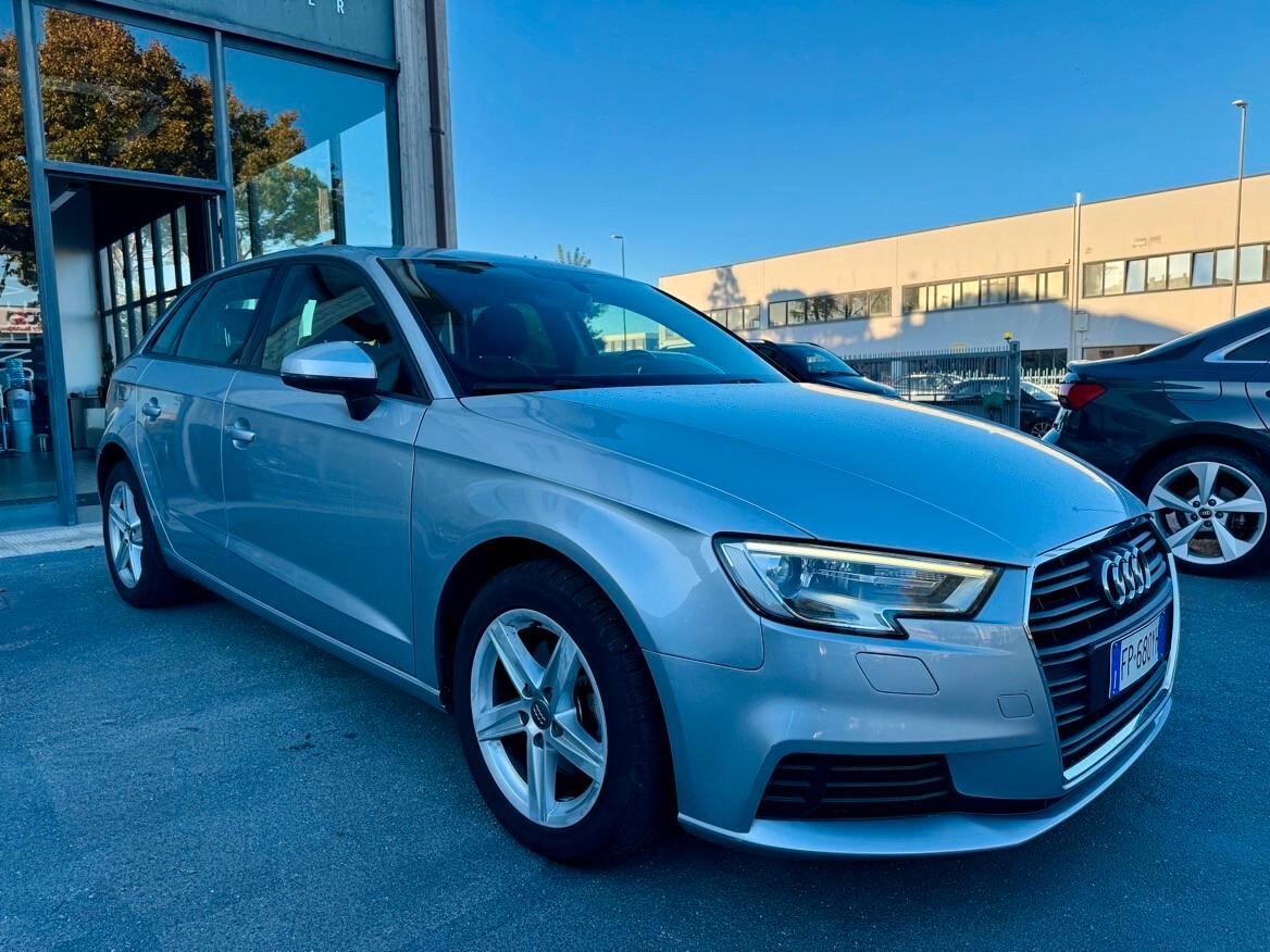 Audi A3 SPB 30 TDI Business