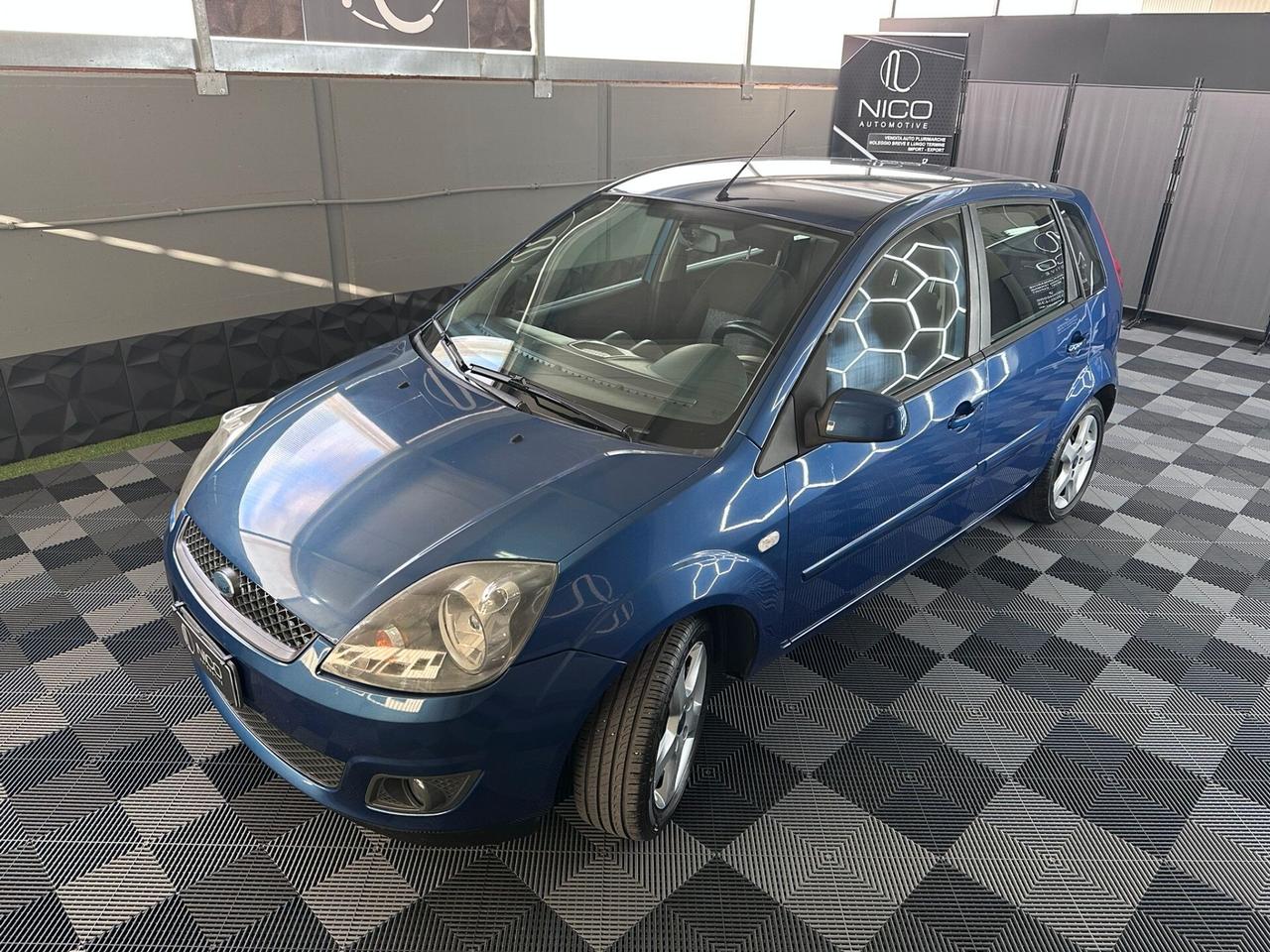 Ford Fiesta 1.4 TDCi 5p. Titanium