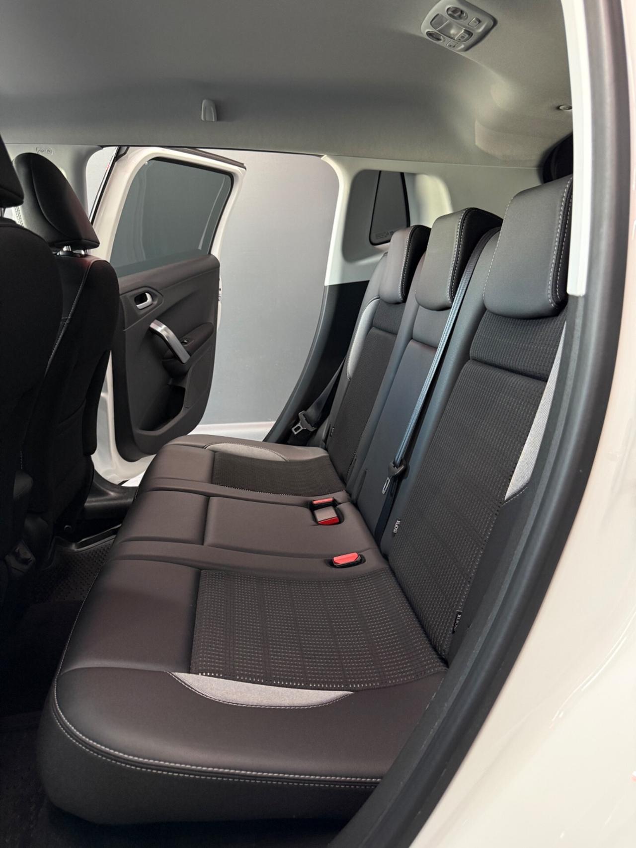 Peugeot 2008 1.6 BlueHDi Allure Pack 2018