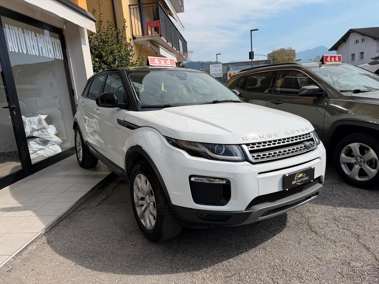 Land Rover Range Evoque 2.0 TD4 150 CV 5p. SE