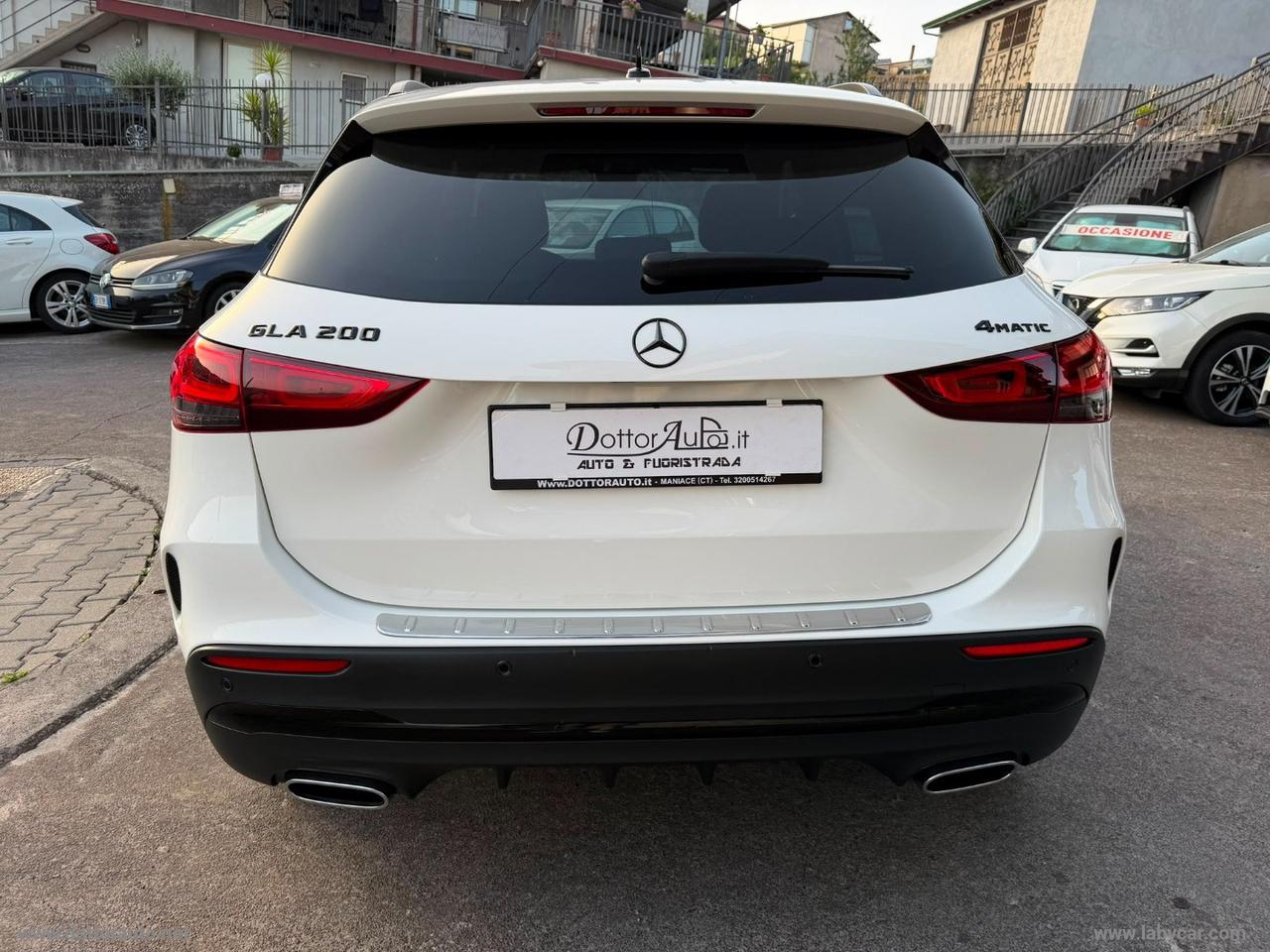 MERCEDES-BENZ GLA 200 d Automatic 4Matic Premium