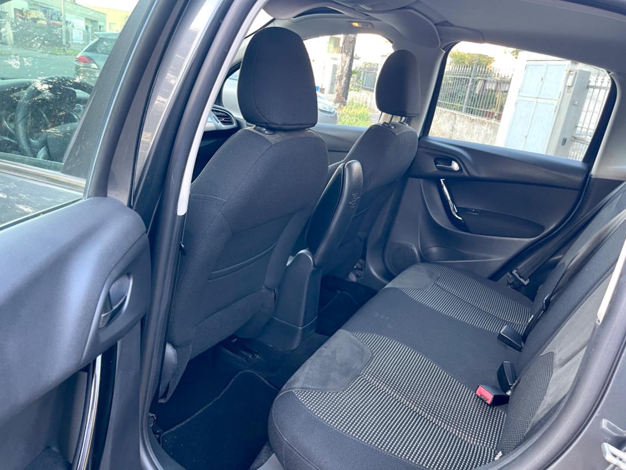 Citroen C3 1.2 VTi 82 Exclusive tetto panoramico per Neopatentati 2014