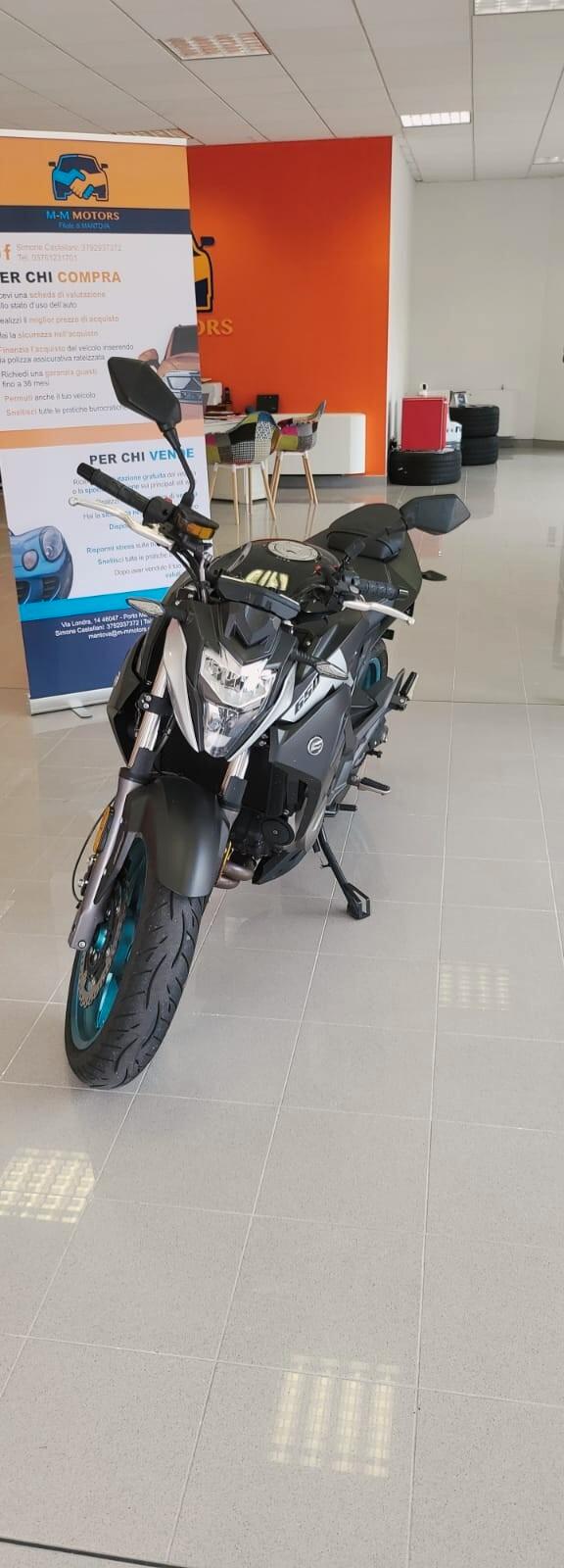Cf Moto 650NK CON SOLO KM3045 - COME NUOVA-GARANZIA 12 MESI ESTENDIBILE FINO A 36 MESI.