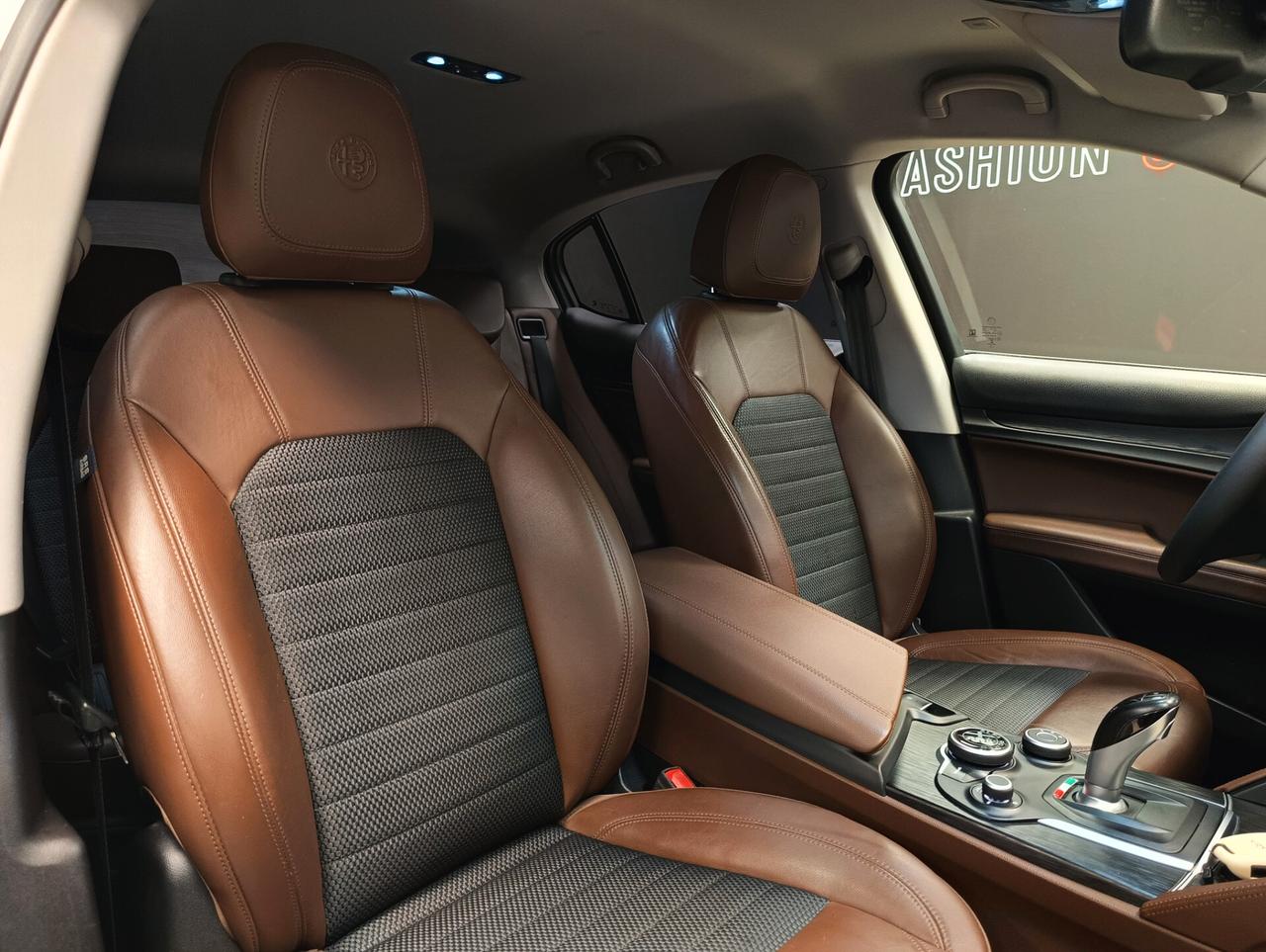 Alfa Romeo Stelvio 2.2 Turbodiesel 210 CV AT8 Q4 Super