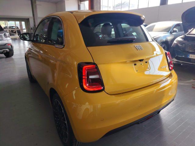 FIAT 500 Berlina Hybrid Icon km0 FULL PACK STYLE/CONFORT