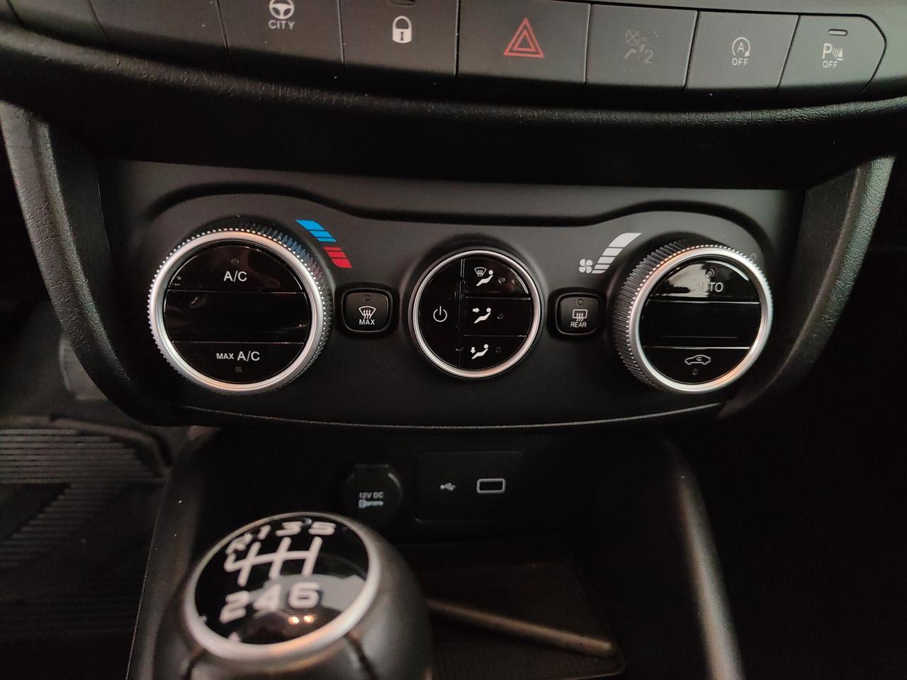 Fiat Tipo 1.6 Mjt S&S SW Cross