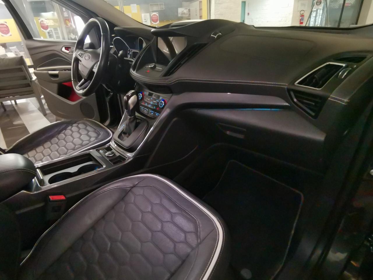 Ford Kuga 2.0 TDCI 180 CV 4WD Powershift Vignale