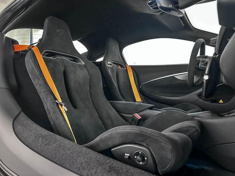 McLaren Artura Artura Coupé MY26 -McLaren Milano