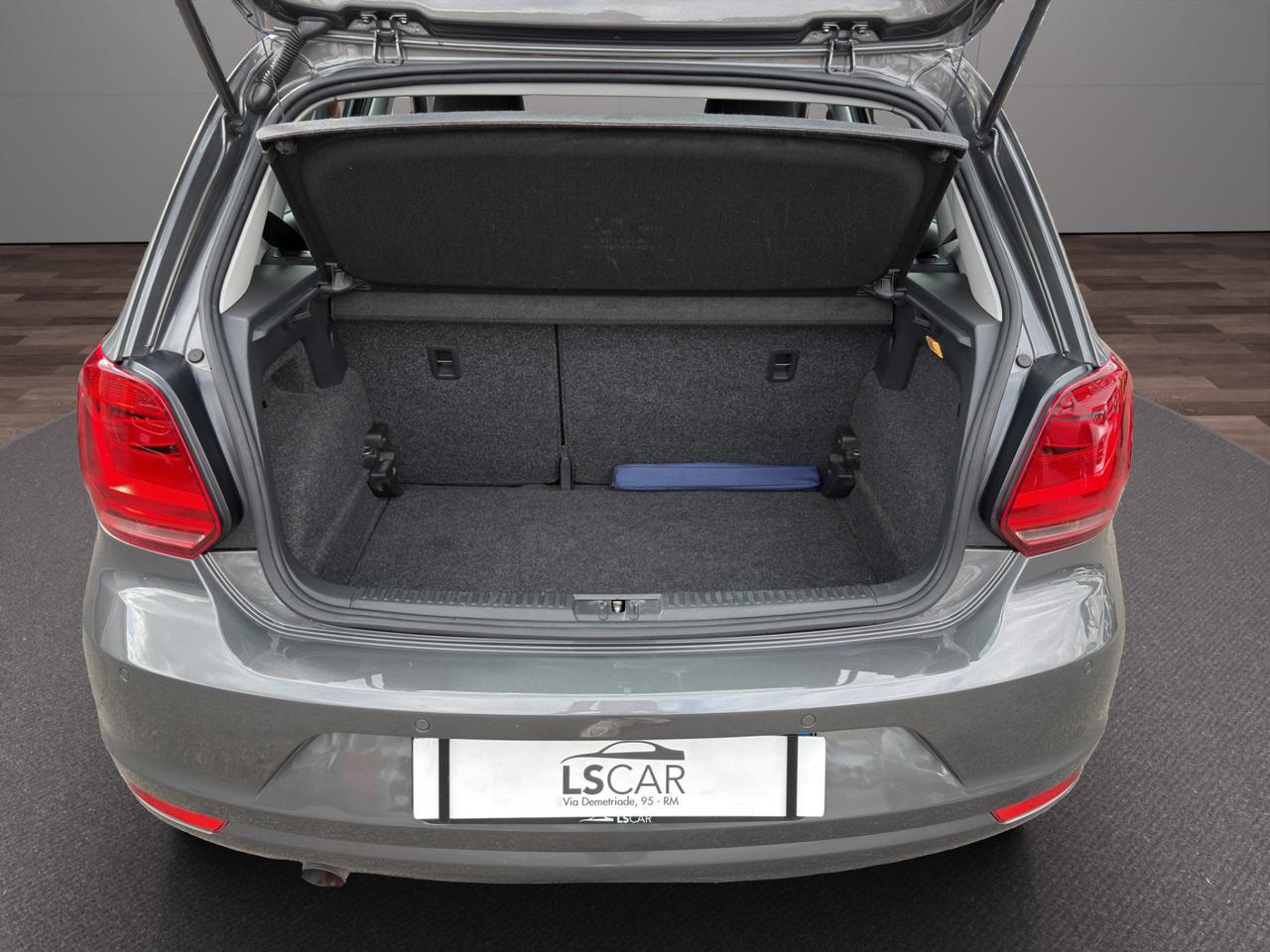 Volkswagen Polo 5 Porte Polo 5p 1.4 tdi 90cv - Unipro - Garanzia - Promo Finanziamento - Schermo