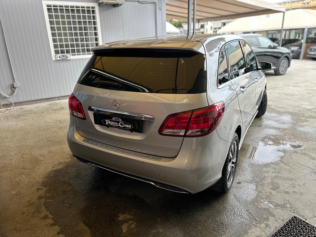 Mercedes-benz B 180 Sport/Automatic