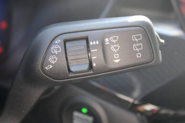 Ford Kuga 2.0 ST-Line 2wd 120cv AUTO con Navi e CarPlay