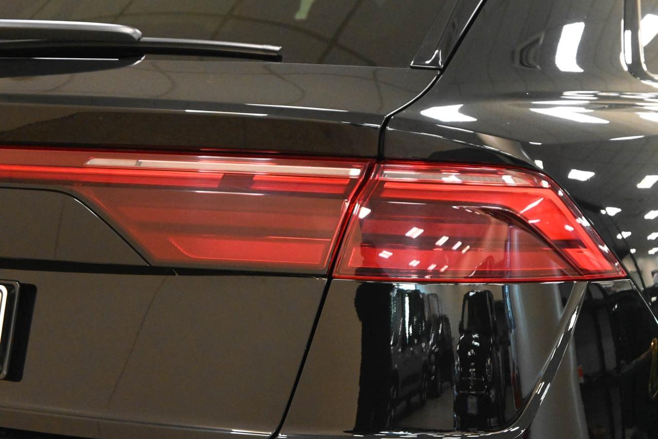 AUDI Q8 Q8 50 TDI 286 CV quattro tiptronic