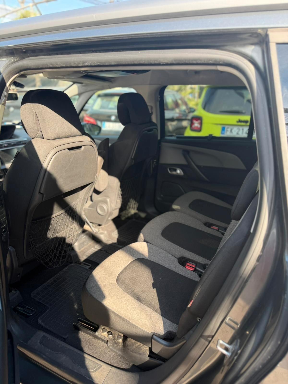 Citroen Grand C4 Picasso 7 POSTI