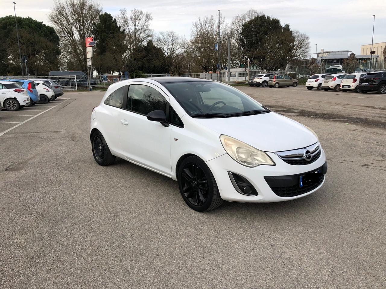 Opel Corsa 1.2 3 porte Elective