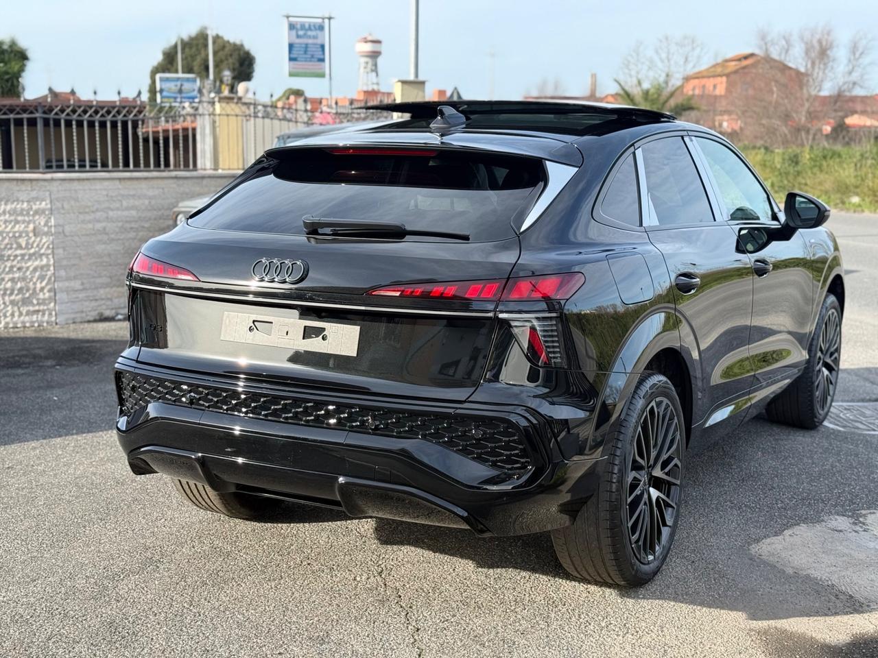 Audi Q3 SPB TDI 110 kW S tronic Line edition