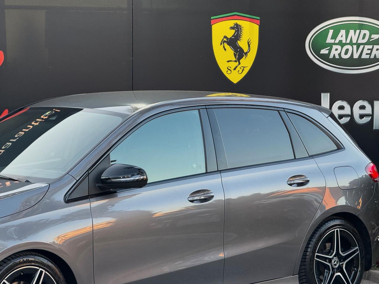 Mercedes-Benz B 180 d Premium AMG PACK LUCI