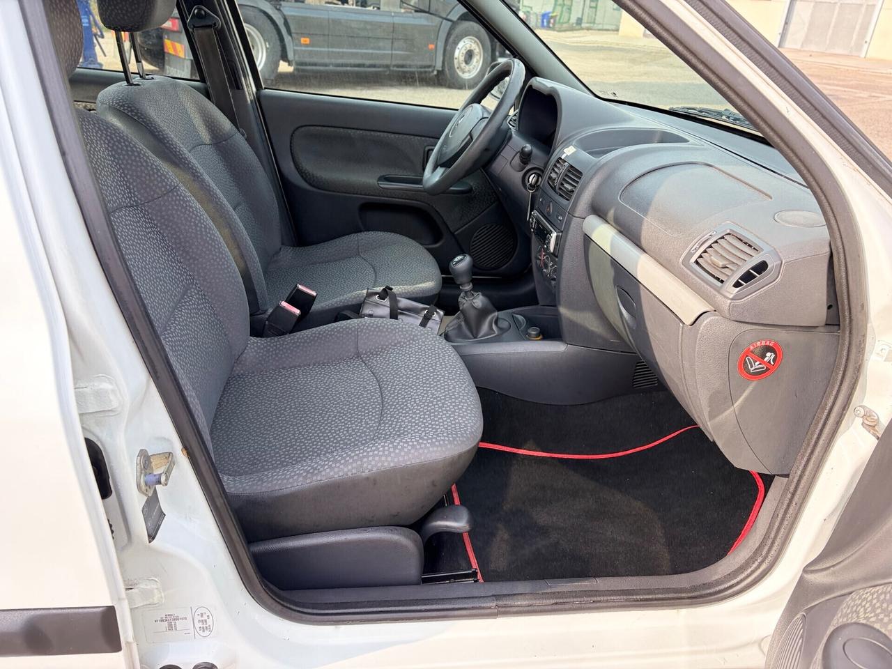 Renault Clio Storia 1.2 5 porte GPL 2008