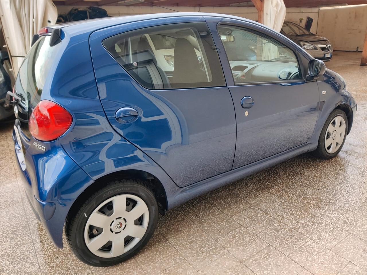 Toyota Aygo 1.0 Benzina 5 porte AUTOMATICA