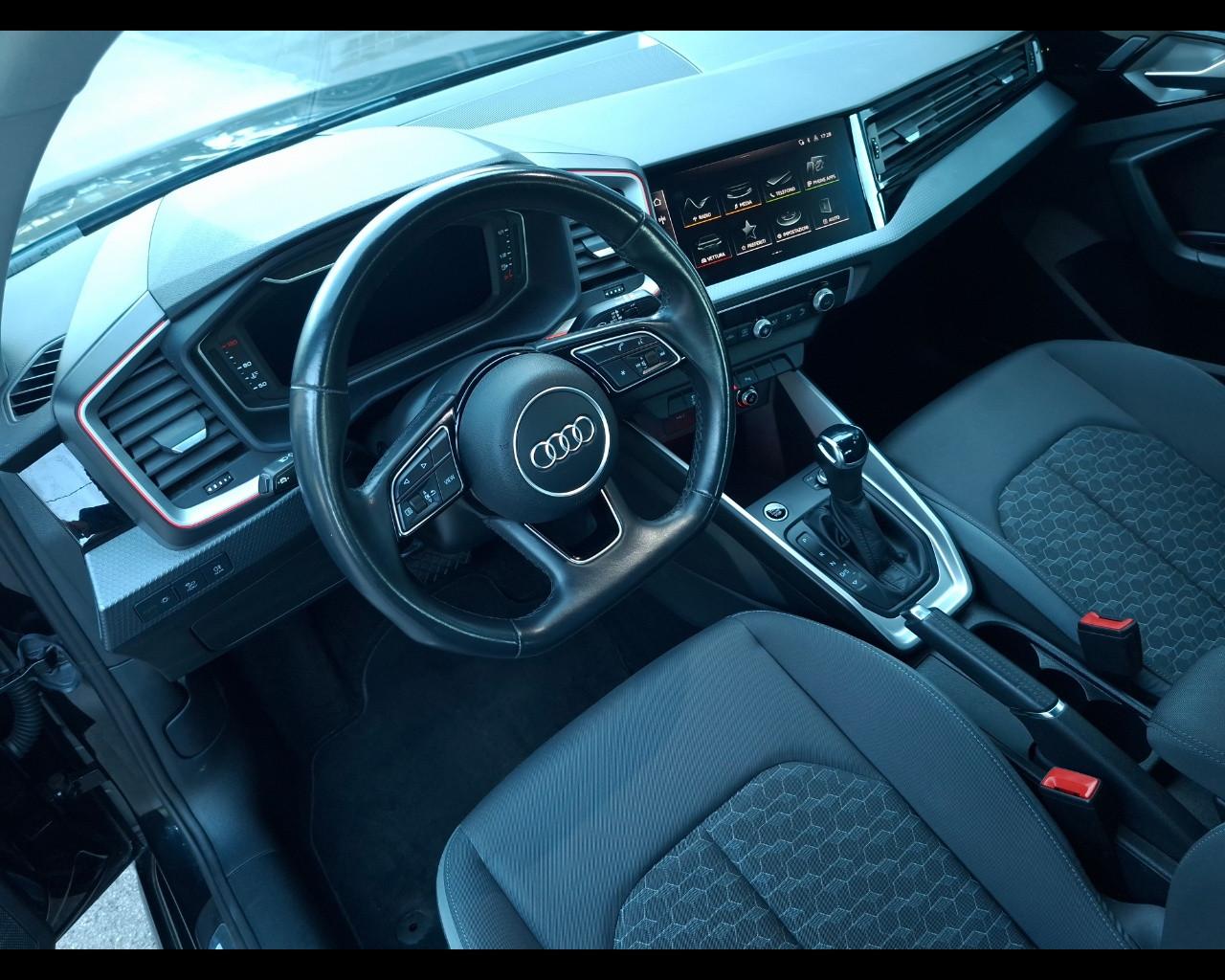 AUDI A1 2ª serie - A1 SPB 30 TFSI S tronic S line edition