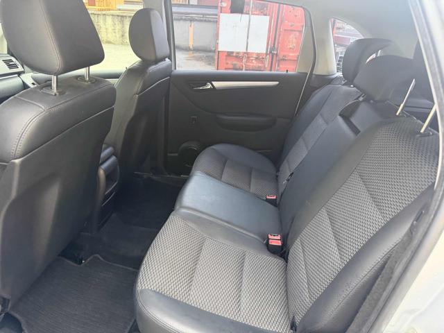MERCEDES-BENZ B 180 CDI Sport senza nessun lavoro da fare