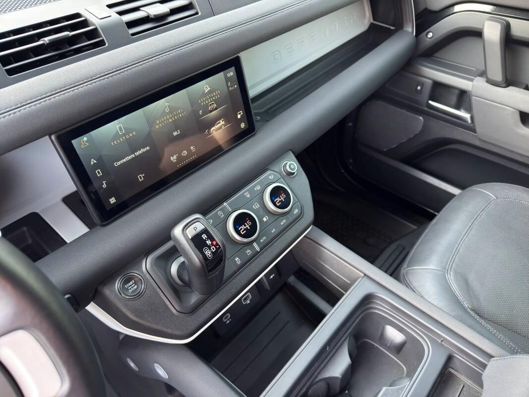 Land Rover Defender 90 3.0d X-Dynamic S awd 200cv Garanzia Land Rover IVA ESPOSTA