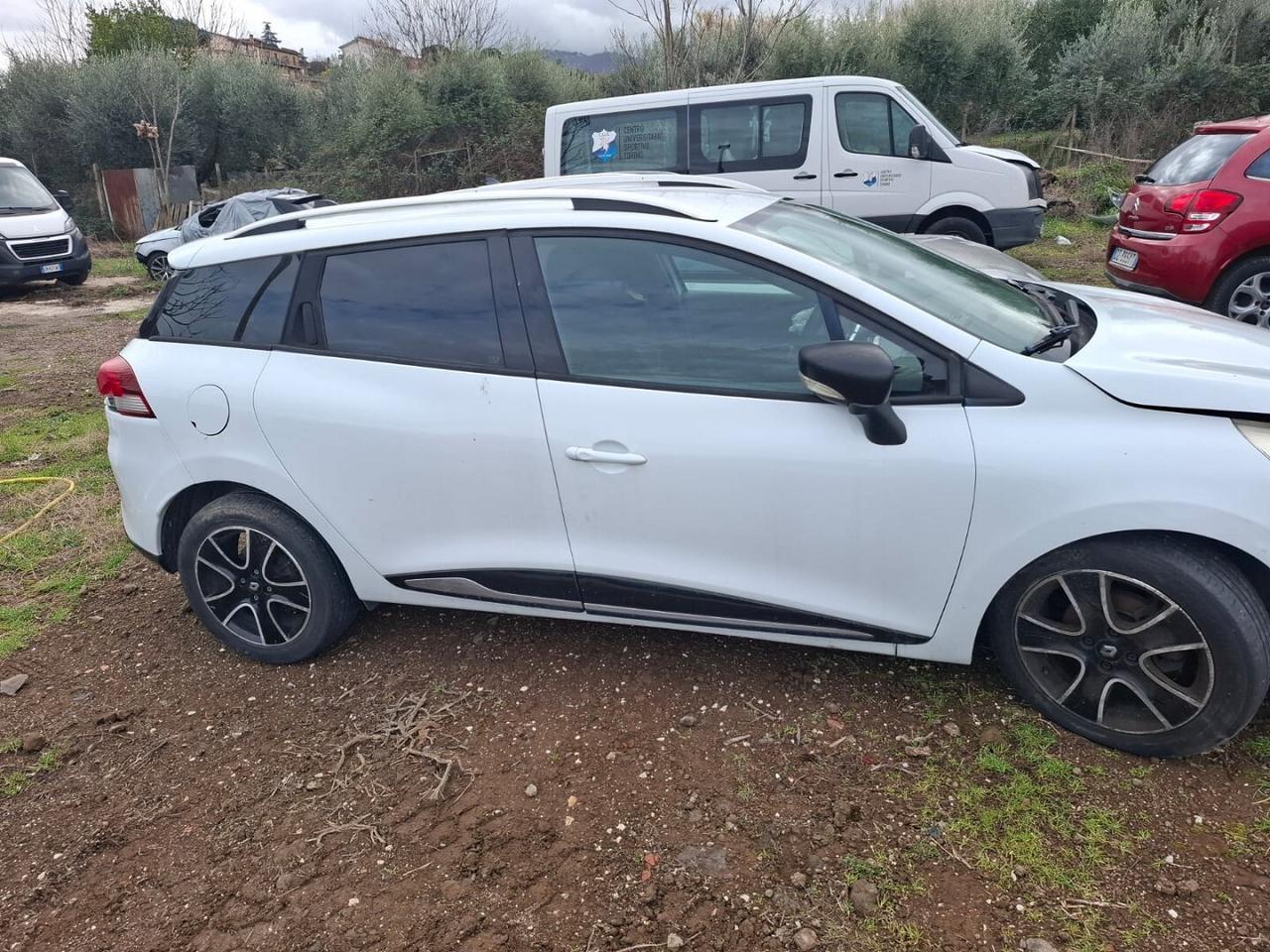 RENAULT CLIO SPORTER C.NATIONAL DCI SINISTRATA