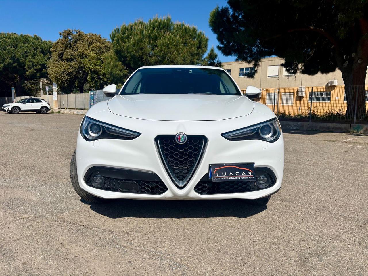 Alfa Romeo Stelvio Executive 2.2 #10521