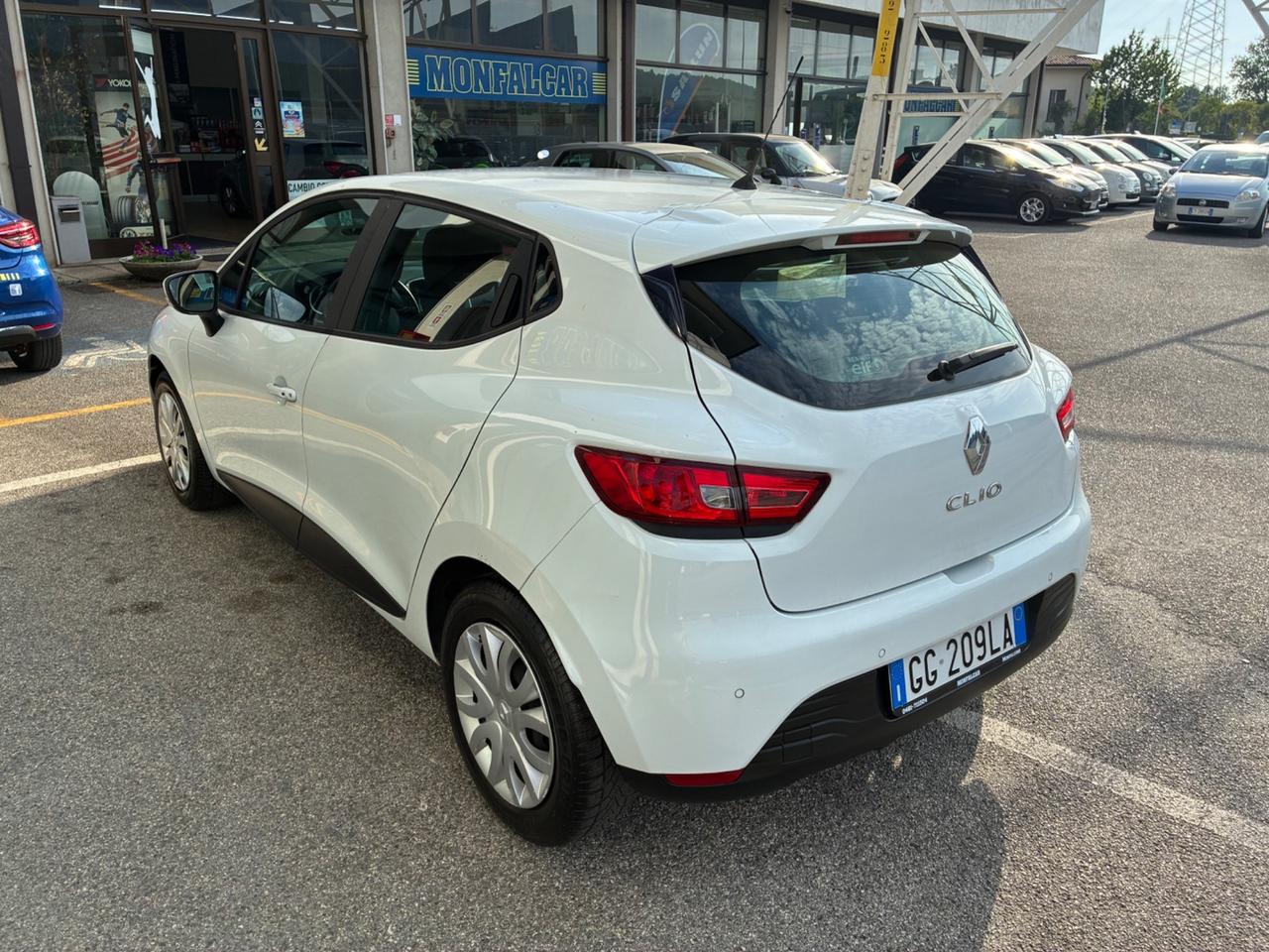 Renault Clio 1.2 75CV 5 porte Wave