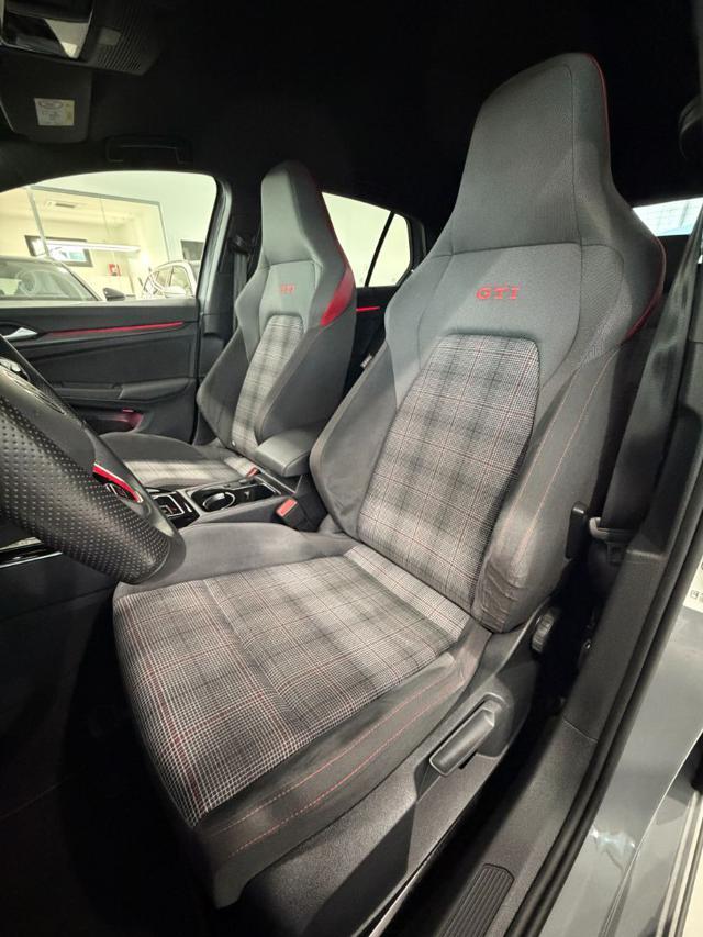 VOLKSWAGEN Golf 2.0 TSI DSG GTI *Sedili riscaldati Black pack*