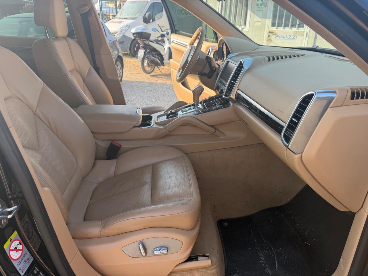 Porsche Cayenne 3.0 Diesel GARANZIA