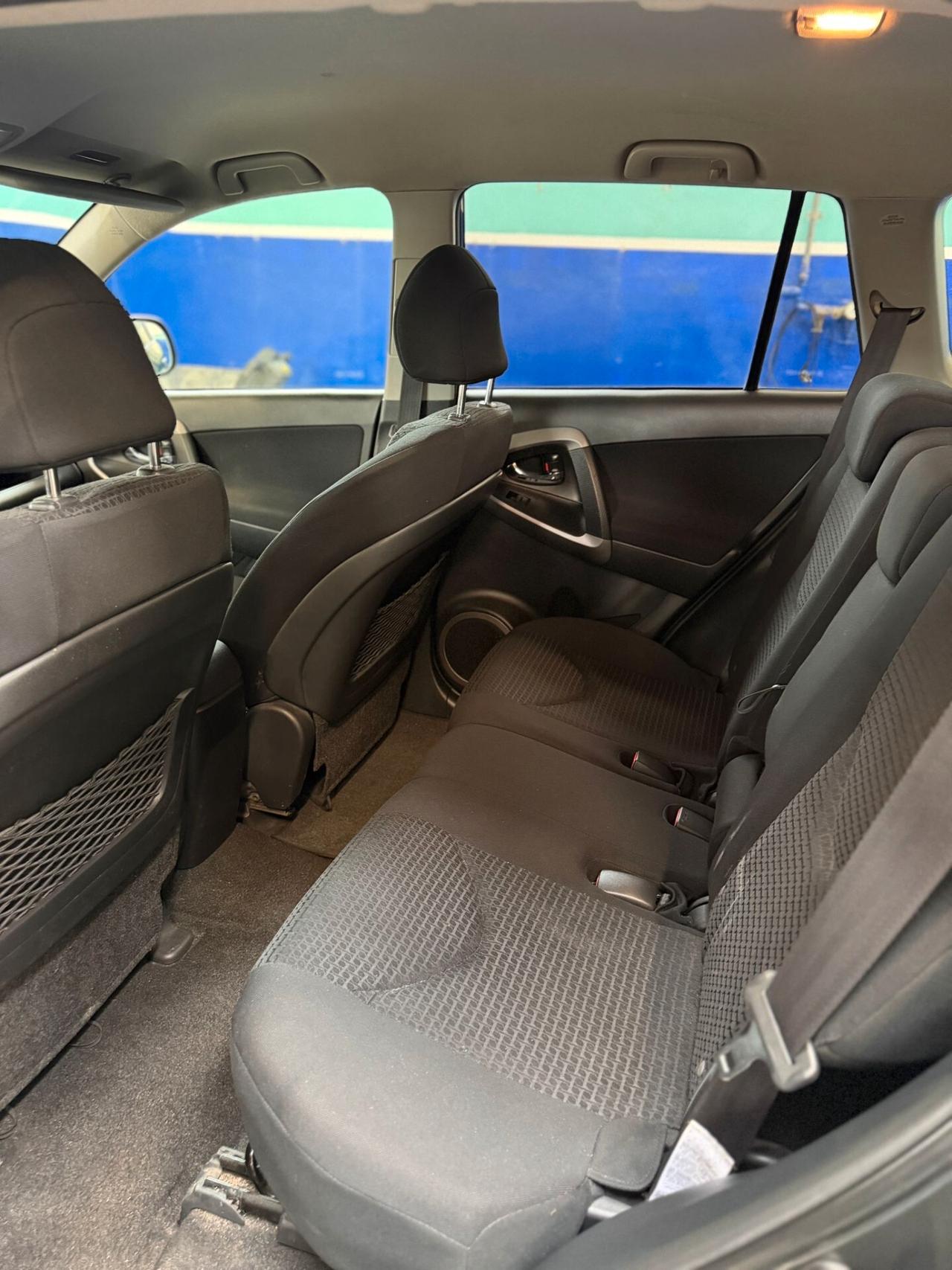 Toyota RAV 4 RAV4 Crossover 2.2 D-4D 150 CV DPF Luxury